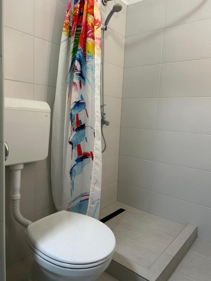 Guesthouse Hurma Rooms ซาราเยโว ภายนอก รูปภาพ