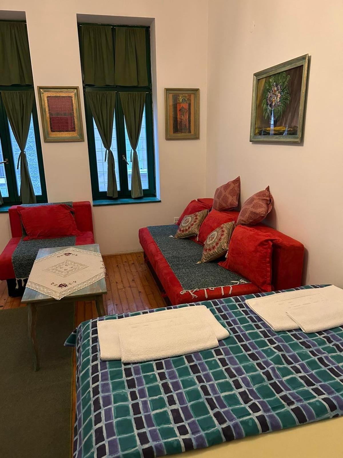 Guesthouse Hurma Rooms ซาราเยโว ภายนอก รูปภาพ